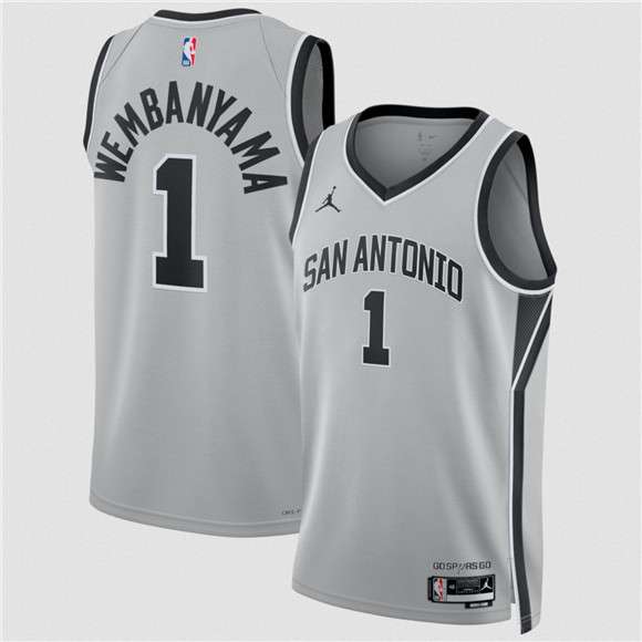 Victor Wembanyama San Antonio Spurs silver jersey