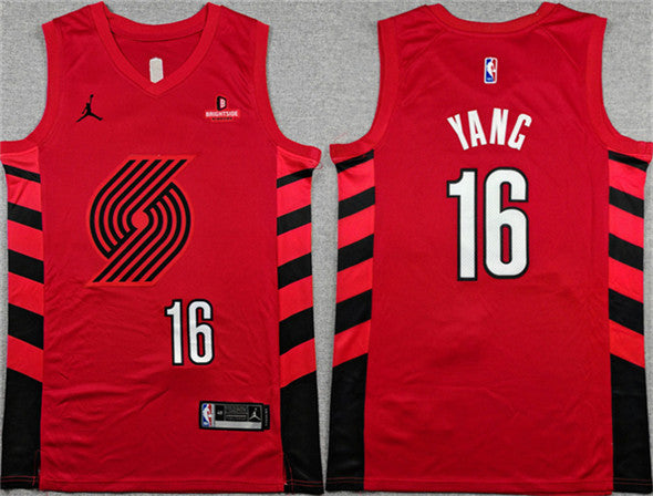 Yang Hansen Portland Trail Blazers red jersey