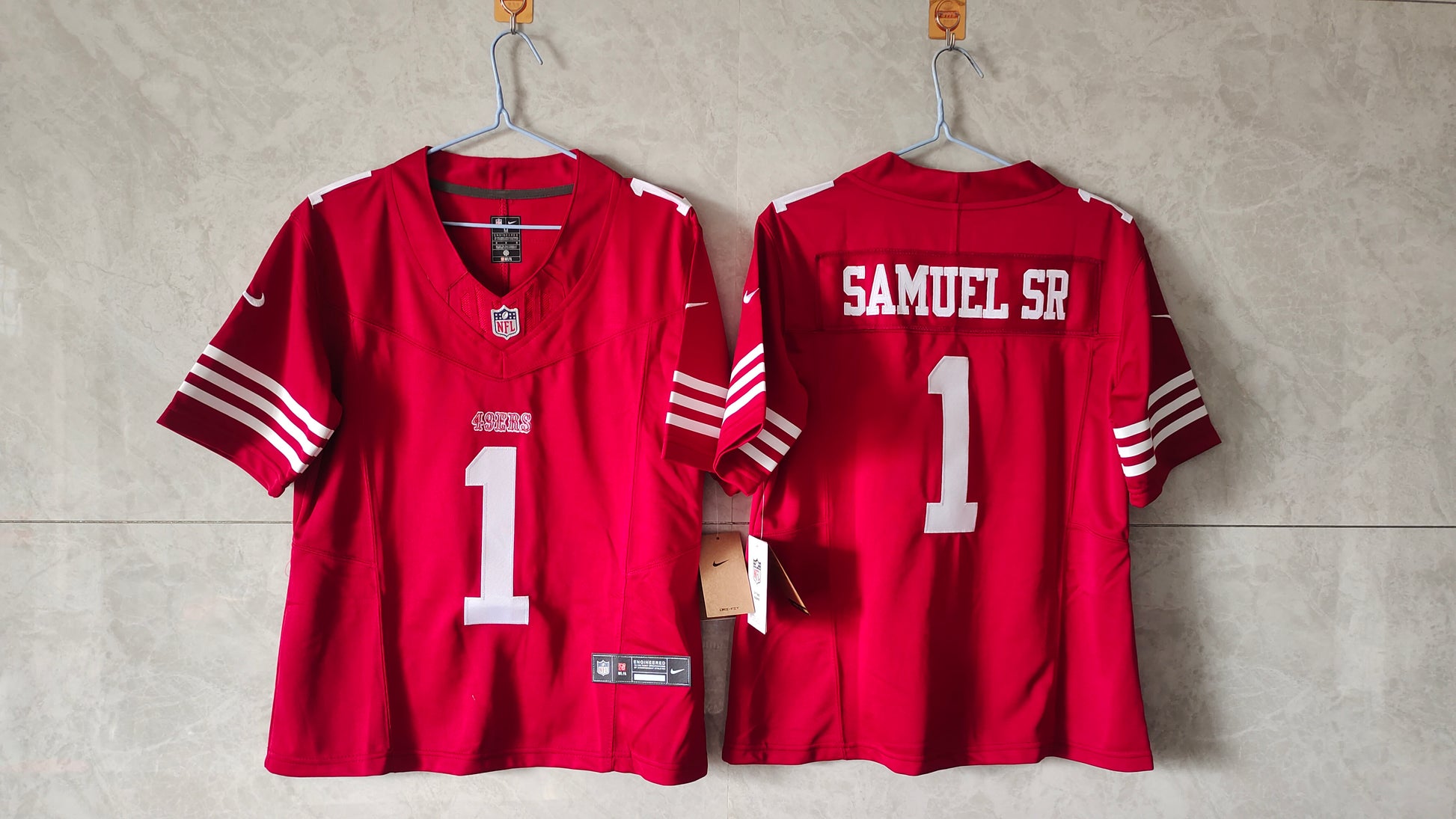 Deebo Samuel Sr San Francisco 49ers red FUSE jersey