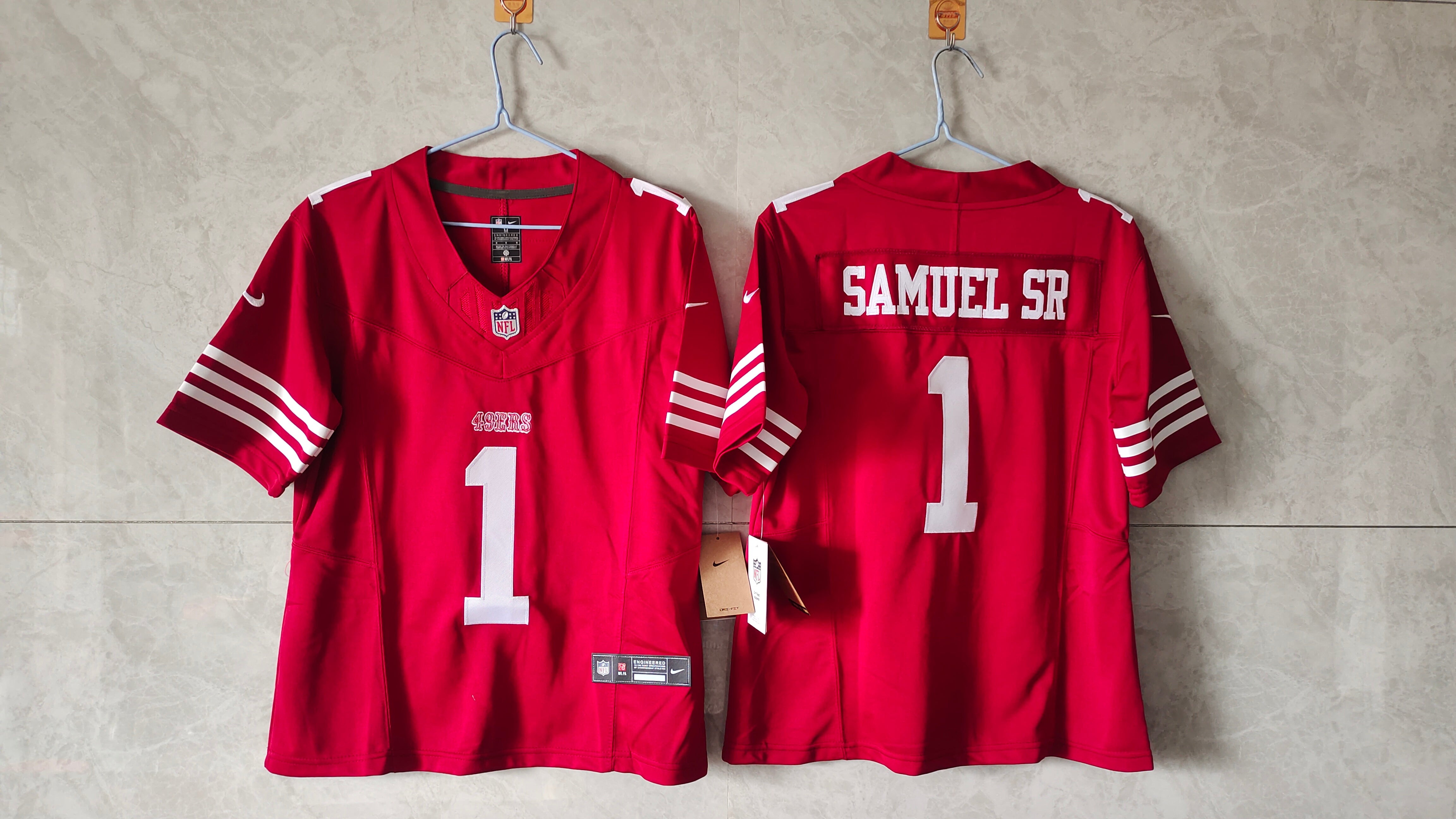 Deebo Samuel Sr San Francisco 49ers red FUSE jersey