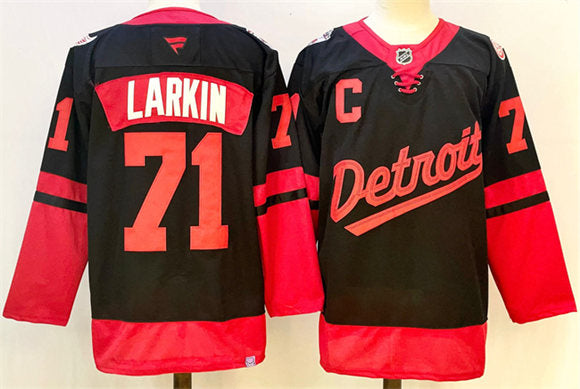 Dylan Larkin Detroit Red Wings black jersey