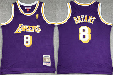 Kobe Bryant Los Angeles Lakers purple jersey