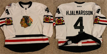 Niklas Hjalmarsson Chicago Blackhawks white jersey